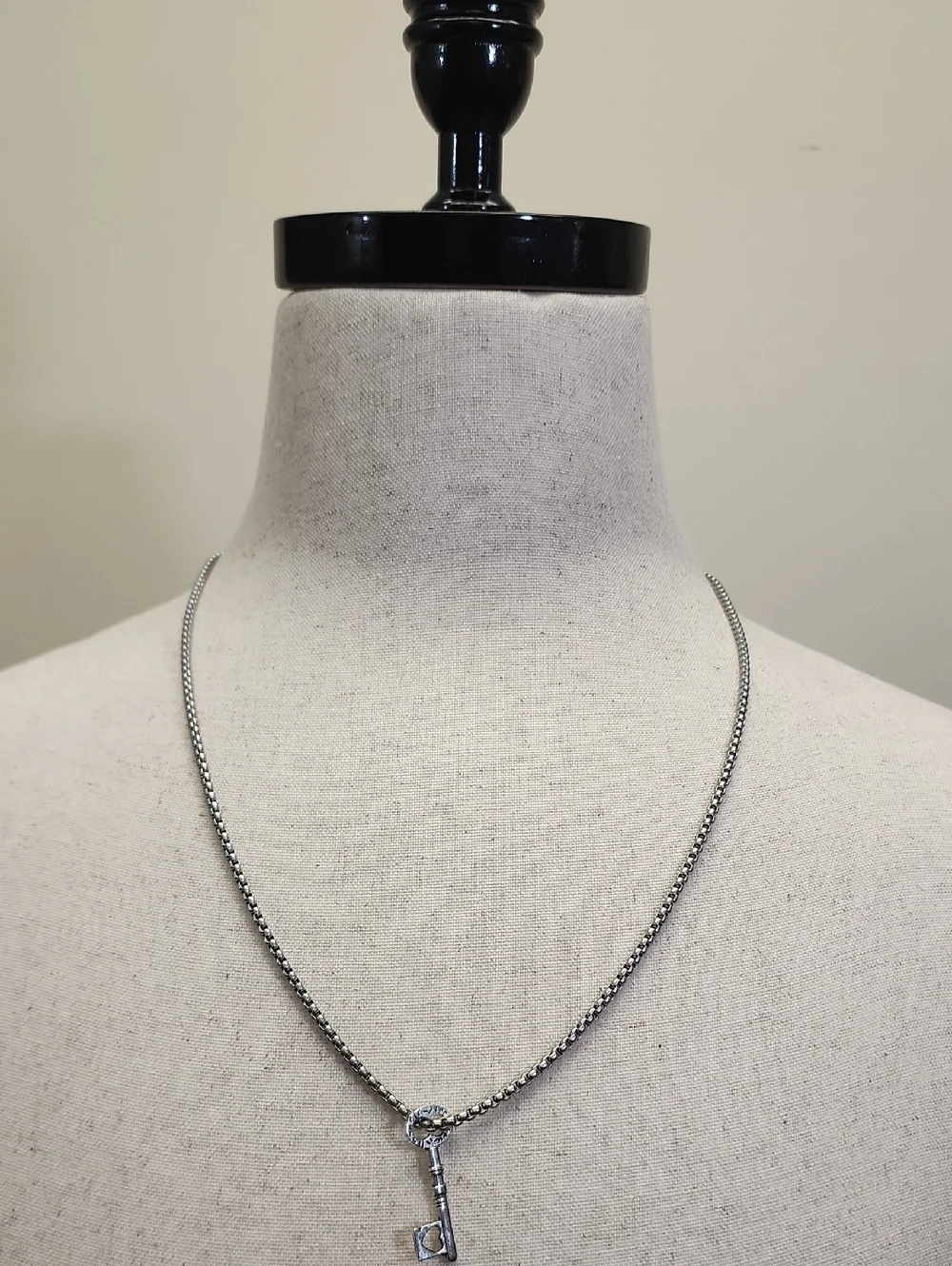 DKNY Silver Tone Key Pendant Necklace Minimalist Chain